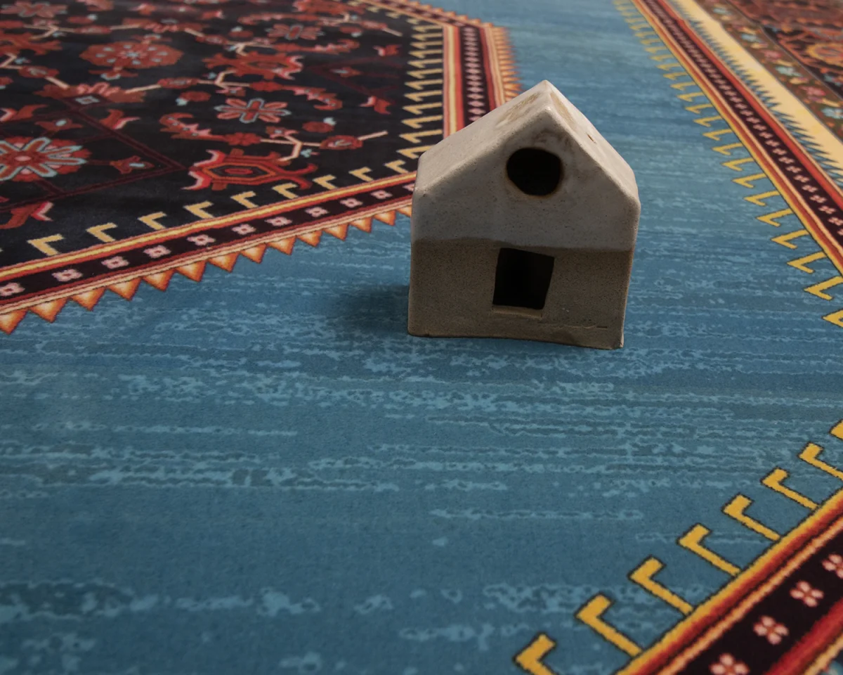 فرش ابریشم ماشینی 210309 آبی مشکی - تصویر 12