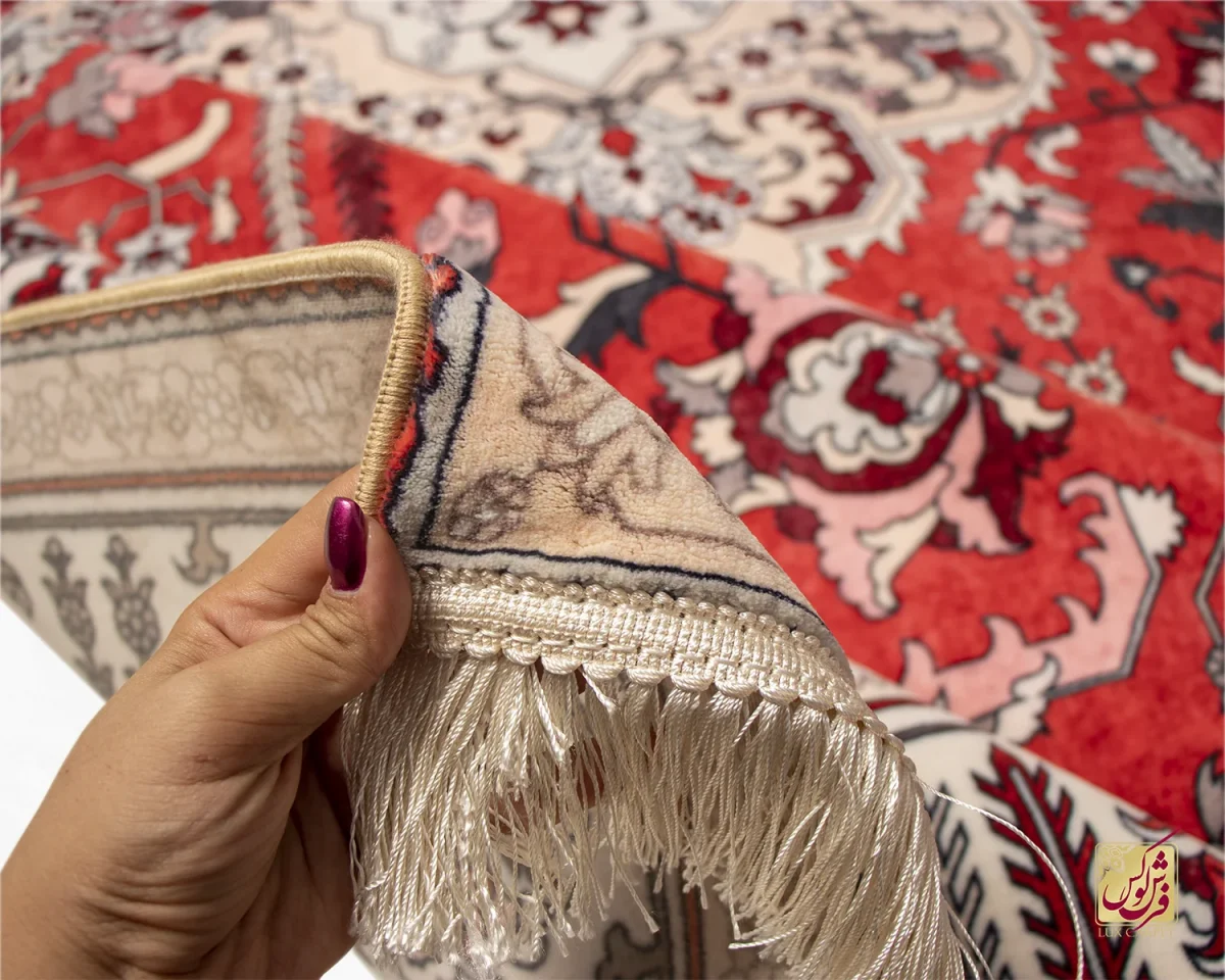 فرش ابریشم ماشینی 723104 قرمز کرم - تصویر 10