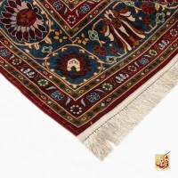 فرش ابریشم ماشینی 730301 قرمز آبی - Image 9