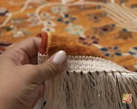 فرش ابریشم ماشینی 730305 آجری آبی - Image 9