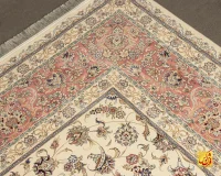 فرش کلاسیک 7502 کرم حاشیه گلبهی - Image 6